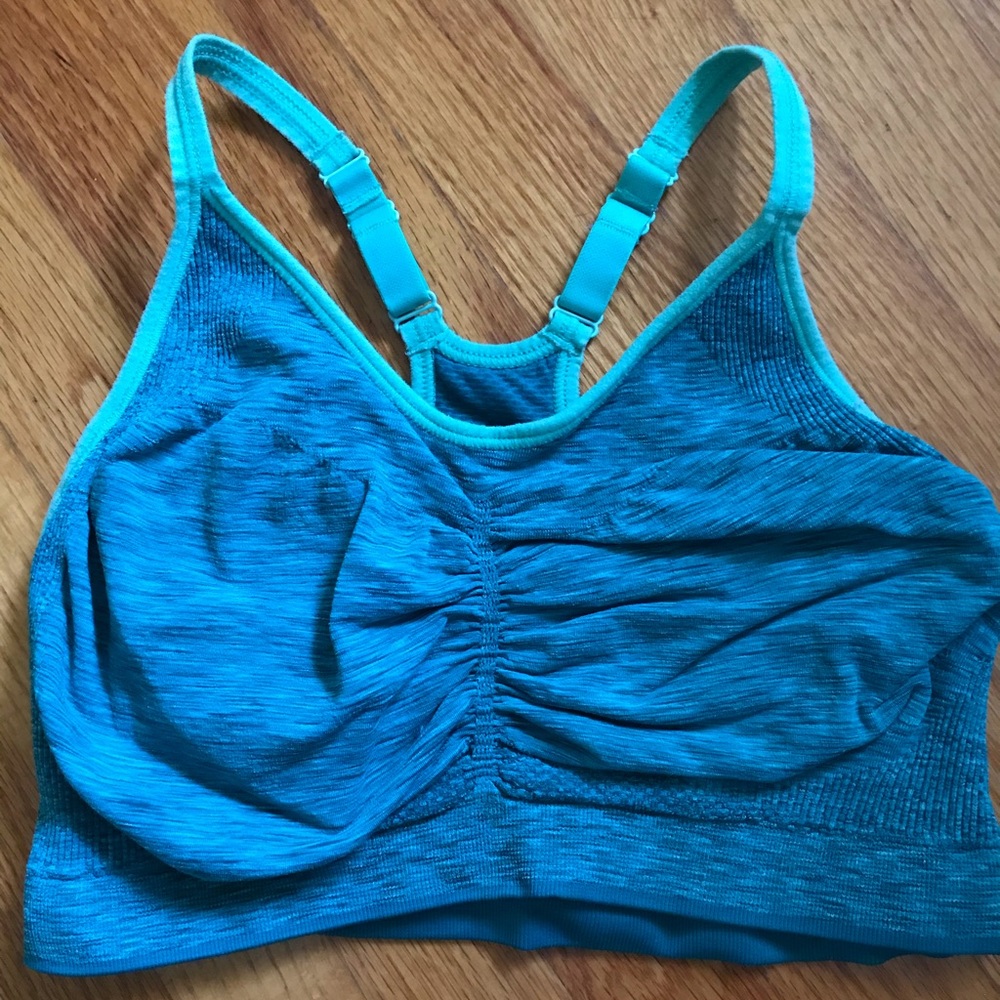Women’s sports bra